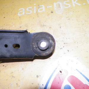 Рычаг Toyota ACA33, ACA31, ACA32, ACA36, ASA33, ASA38, ASA42, ASA44, AVA44, GSA33, QEA38, ZSA44 RAV4/Vanguard зад, прав н 4WD под пружину