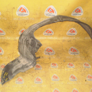 Подкрылок Mazda MPV LWEW '2002-2003 перед, прав LD50