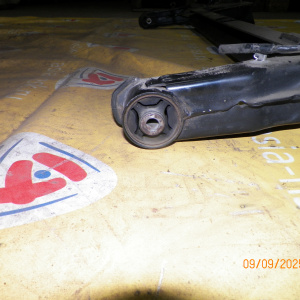 Балка TOYOTA KGC10 Passo нет левой ступицы. R ABS DRAM