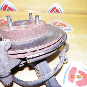 Ступица Toyota SCP10/SCP11/SCP13/NCP10/NCP12/NCP15/NCP16 Vitz/Platz перед, прав 2WD ABS.В сборе.Диаметр диска- 235 мм.Толщина 18 мм. 43211-52010. 43512-52010