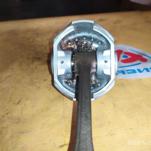Поршень с шатуном Suzuki G16A Escudo/Vitara TA01W 16 valve диаметр 19/44 71C
