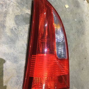 Стоп Mazda L Premacy CP8W '1999 Брак стекла