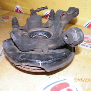 Ступица Toyota AE100/AE101/AE110/EE100/EE101/EE110/EE111/AE104/AE114 Corolla/Sprinter перед, прав 2WD/4WD Суппорт-(51-18).Без ABS.В сборе. Диаметр диска- 238