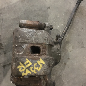 Суппорт MITSUBISHI N33W перед, прав [1 поршня] 2182