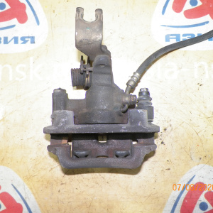 Суппорт Mazda CP8W/CPEW/GW8W/GW5R/GWER/ '2002 зад, лев GEZC2699ZA 2WD Premacy/Capella