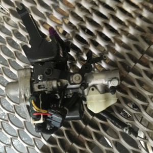 Главный тормозной цилиндр Honda RU3/RU4 Vezel