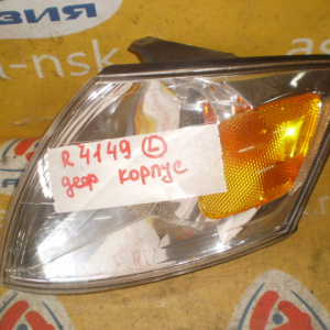 Габарит Mazda R4149 (L08151070A) L MPV LW5W Дефект корпуса