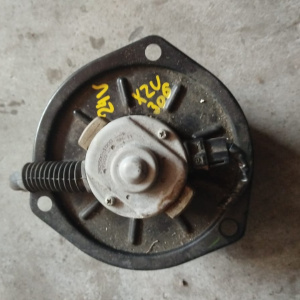 Моторчик печки Toyota Dyna XZU306 24V