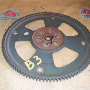 Маховик Mazda B3/B5/ZJ/ZY Demio DW3W/DY3W a/t FW35-19-020