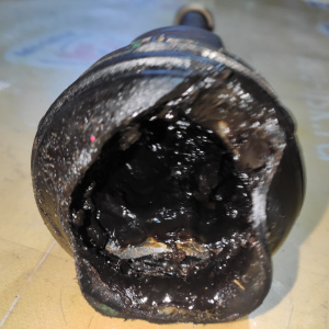 Привод Nissan C25/B30 Serena/Lafesta MR20DE перед, прав 2WD CVT ВН-27шл. Только стакан с подшипником 39771-EN000