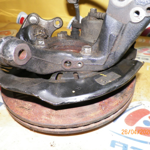 Ступица Toyota ZRE152/NRE150/ZRE151/ZRE152/NZE151/AZE151 Auris перед, прав 2WD ABS. В сборе. Диаметр диска-275мм. 5 шпилек. 43211-12460. 43512-12670
