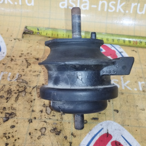 Подушка двигателя Toyota 1G Altezza GXE10 1шп. L=R длина шпильки 41/24 мм. AV-72368