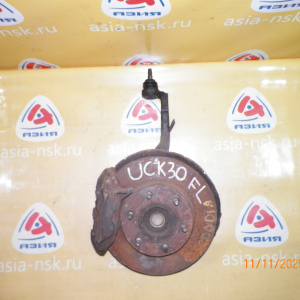 Ступица TOYOTA UCK30/UCK31/GSK30/VCK30 Tundra перед, лев 2WD ABS. В сборе. Дефект задней заглушки и дефект пыльника на верхней шаровой. 43330-39655.  43330-3