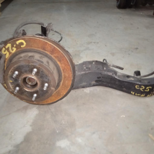 Ступица Nissan C25 Serena зад, прав 4WD ABS. С рычагом. Дисковые тормоза. В сборе. 55501CY10A, 43202EN100