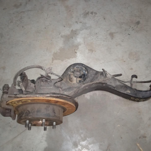 Ступица Nissan C25 Serena зад, прав 4WD ABS. С рычагом. Дисковые тормоза. В сборе. 55501CY10A, 43202EN100