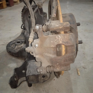 Ступица Nissan C25 Serena зад, прав 4WD ABS. С рычагом. Дисковые тормоза. В сборе. 55501CY10A, 43202EN100