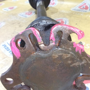 Привод Audi C6/4F2 A6 BDW/BKH перед, лев 2.4-3.2 2WD CVT дефект стакана 4F0407271H