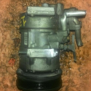 Компрессор кондиционера TOYOTA 1ZZ WISH ZNE10 пластик. шкив 447220-9919