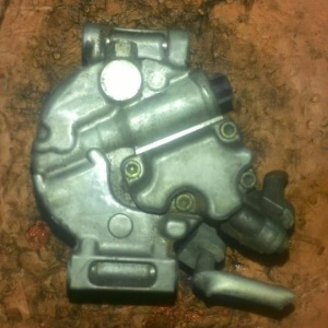 Компрессор кондиционера TOYOTA 1ZZ WISH ZNE10 пластик. шкив 447220-9919