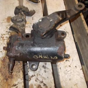 Рулевой редуктор Peterbilt TAS65. 4648307. 4773303. 4872393. 4942803. 387 TRW/ROSS GEAR '1999- (USA)