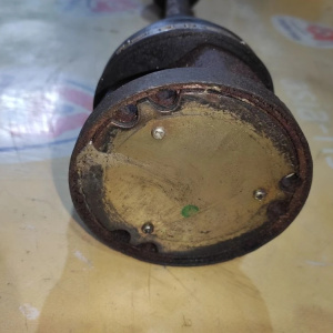 Привод Infiniti NV36 G35 VQ25HR/VQ35HR/VQ37VHR перед, лев 4WD a/t ВН-6-ть болтов Н-27шл.  Дефект наружнего пыльника 39101-JK500