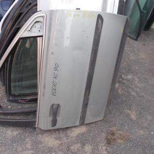Дверь боковая Volvo XC90 CZ/CT '2002-2014 перед, прав в сборе (дефект)