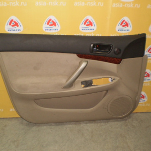 Обшивка двери Toyota Premio ZZT240 перед, лев
