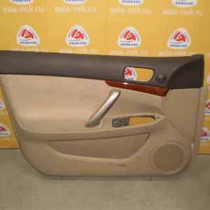 Обшивка двери Toyota Premio ZZT240 перед, лев