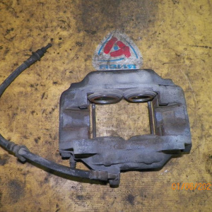 Суппорт Toyota/Lexus UZJ100 перед, лев Land Cruiser#LX470