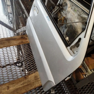 Дверь боковая SUZUKI Jimny JB43W перед, прав цена указана за голое железо