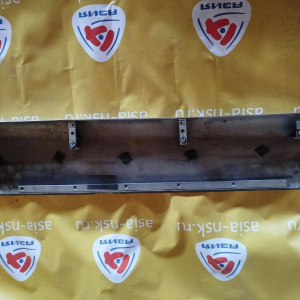 Накладка на дверь Toyota Estima ACR30/40 перед, лев 76914-28030