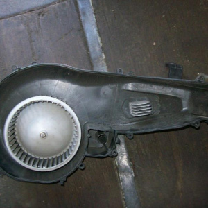 Моторчик печки SUBARU GG3 '2004 3 к.