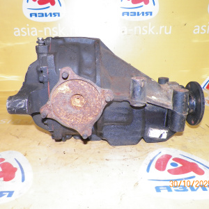 Редуктор TOYOTA RCH11/RCH18/RCH28/RCH41 Granvia/Grand Hiace/Hiace/Regius 3RZ R 2WD 43/10 ( ４．３００).   привода на 4 болта 41110-26370. (C7)