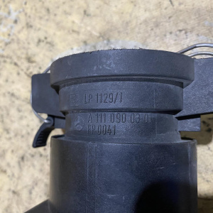 Корпус воздушного фильтра Mercedes C-Class W202/W208 M111 A1110900301