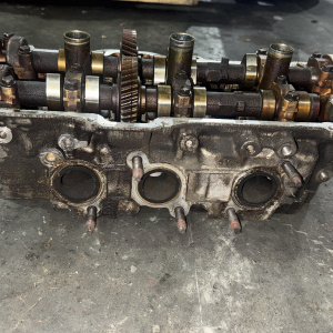 Головка блока TOYOTA 5VZ-FE R
