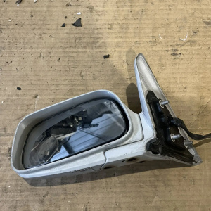 Зеркало Toyota Corolla Levin/Sprinter Trueno AE11# 5k дефект корпуса L