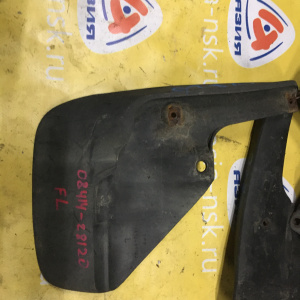 Брызговик TOYOTA Estima/Lucida CXR10/20 перед, лев 08414-28120