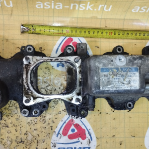 Крышка клапанная Toyota 2C/3C-T Lite Ace Noah CR50 ВАКУМНИК НА 2 ЦИЛИНДРЕ ,ЦЕНА БЕЗ ВАКУМНИКА 11201-64150