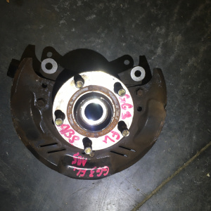 Ступица SUBARU GG2/GG3 Impreza перед, лев ABS голая