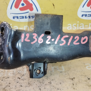 Подушка двигателя Toyota 4A Corolla/Corona AE95/AT175 4WD m/t L 12362-15120 / 12372-16150