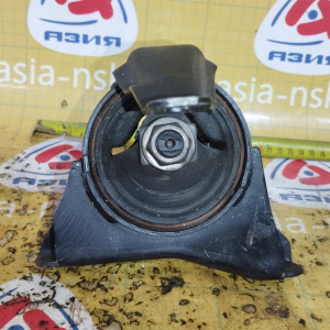 Подушка двигателя Toyota 4A-FE/7A-FE Sprinter Carib AE114/AE115 4WD перед, прав AV-53782 / 12305-16110