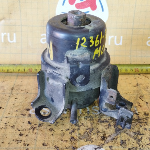 Подушка двигателя Toyota 1MZ Harrier/Windom MCU10/MCU15/MCV20 '1998- перед ( с отверстием под вакуумник ) F 12361-20060 / 12361-20070