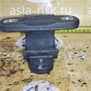 Подушка двигателя Suzuki J20A Escudo TD52W 4WD a/t R 1171077E11