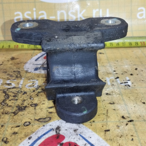 Подушка двигателя Suzuki J20A Escudo TD52W 4WD a/t R 1171077E11