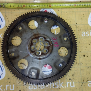 Маховик TOYOTA 7K-F Lite Ace Noah/Town Ace Noah KR42 a/t диаметр по центрам болтов 200/52 мм. 32101-27010