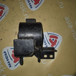 Подушка двигателя Nissan SR20 Prairie M11 4WD зад, прав