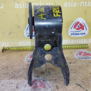 Подушка двигателя Nissan VQ20/25 Cefiro A32/33 лыжа F 1127140U00 / RN5867