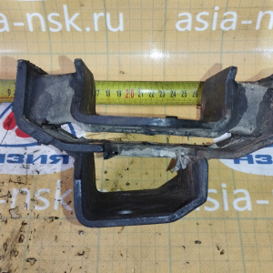 Подушка двигателя Mitsubishi 6G72 Pajero V23W/V43W 4WD акпп