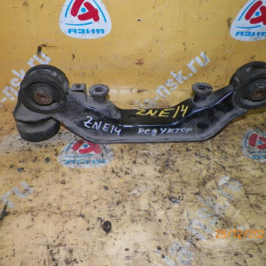 Подушка редуктора Toyota Wish ZNE14 4WD 52380-68010