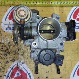 Заслонка дроссельная Nissan QG15/QG18 Bluebird Sylphy QG10 с вакум RTR50-17 + AEB208-03 / 161196N165